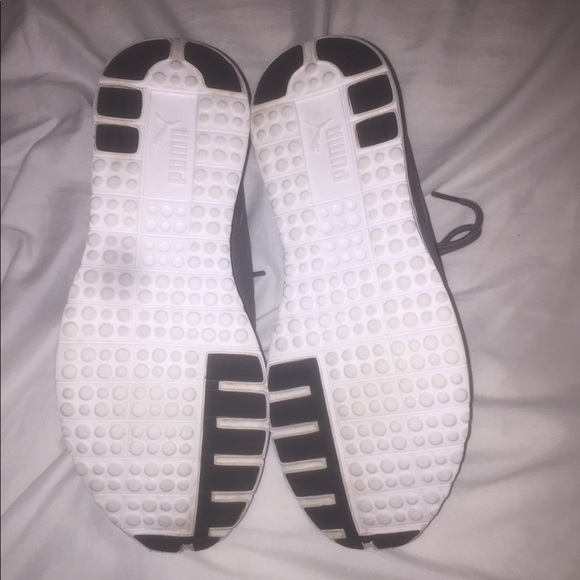 Puma Shoes - Picture 6 of 6